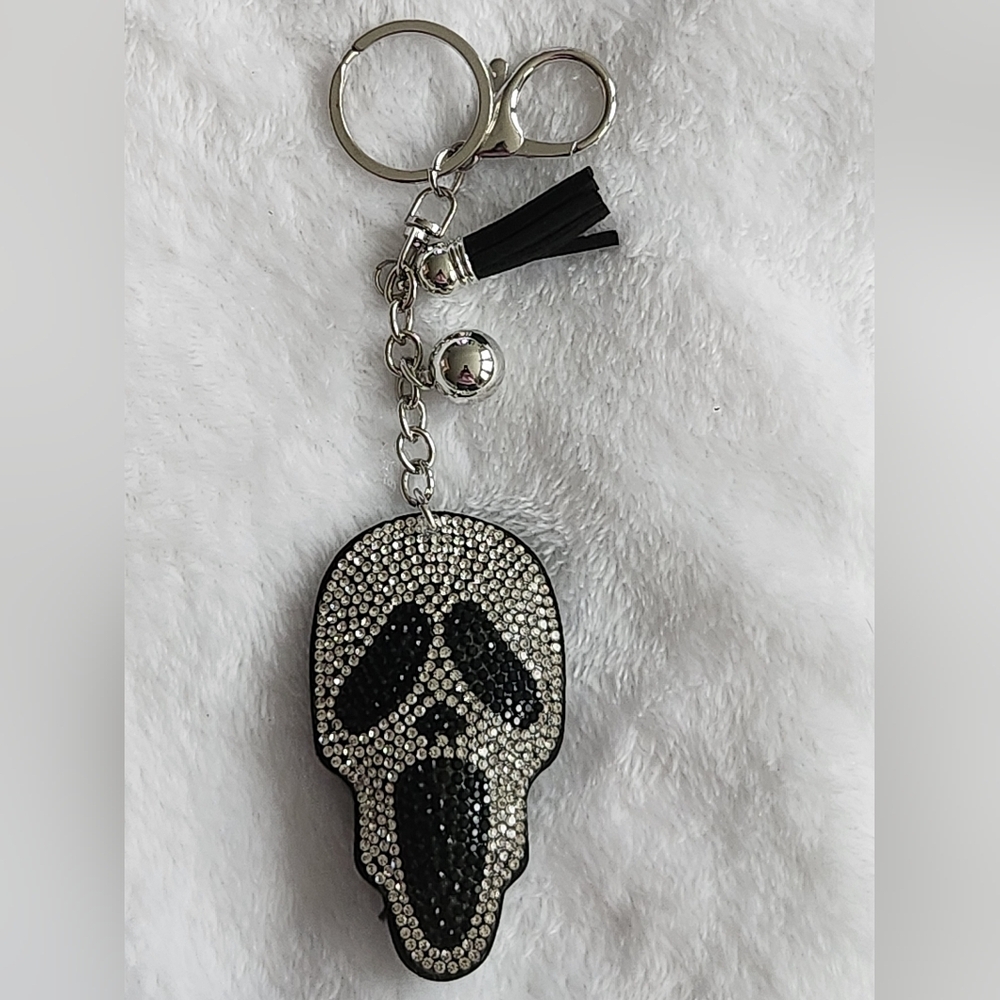 Skull Keychain with Rhinestones Scream Bag Charm